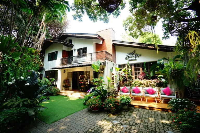 Baan Mae Restaurant House